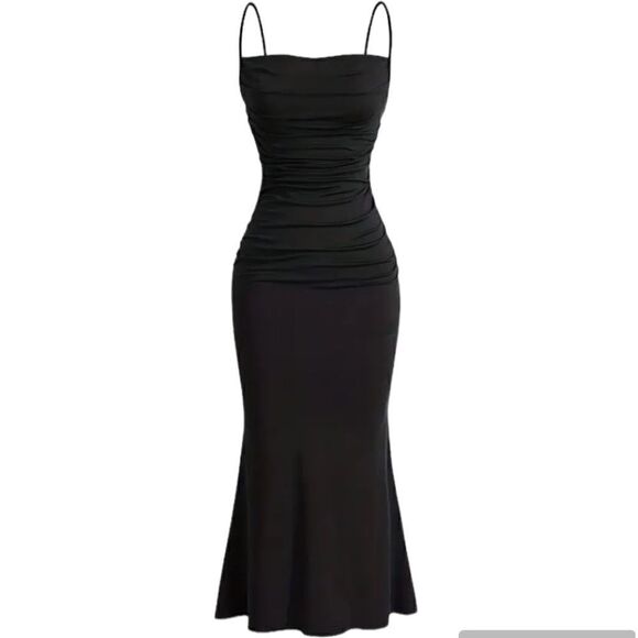 Solid Ruched Cami Dress -Sleeveless Bodycon Black Size Large New - Picture 1 of 7
